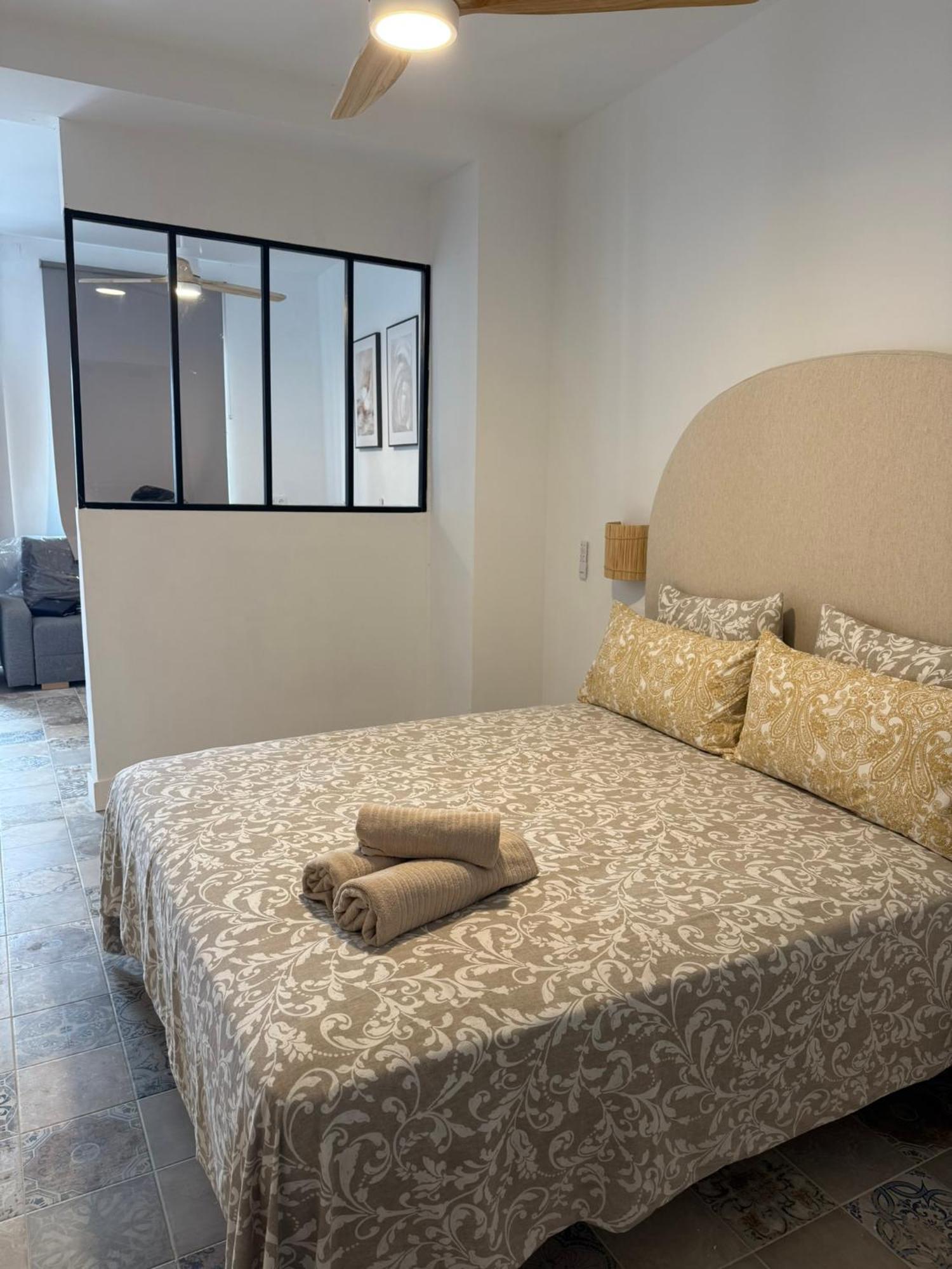 מאלגה The Sunnydise Apartments מראה חיצוני תמונה